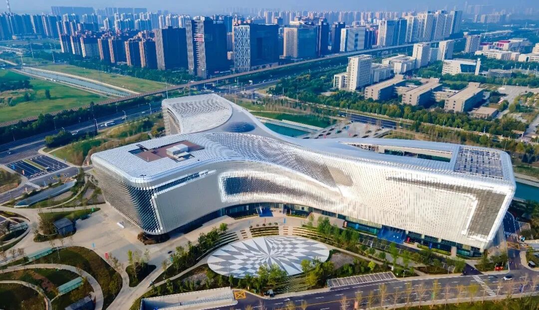 河南省人工智能应用场景专项行动启动,乡村振兴专题座谈会在河南省科技馆举办